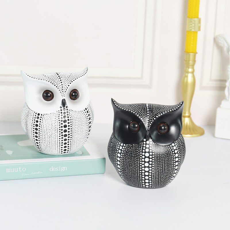 Owl Ornament Lovely Nighthawk Animal Sculpture Home Office Bar Desktop Statue Decoration Bird Resin Statue Model Birthday Gift