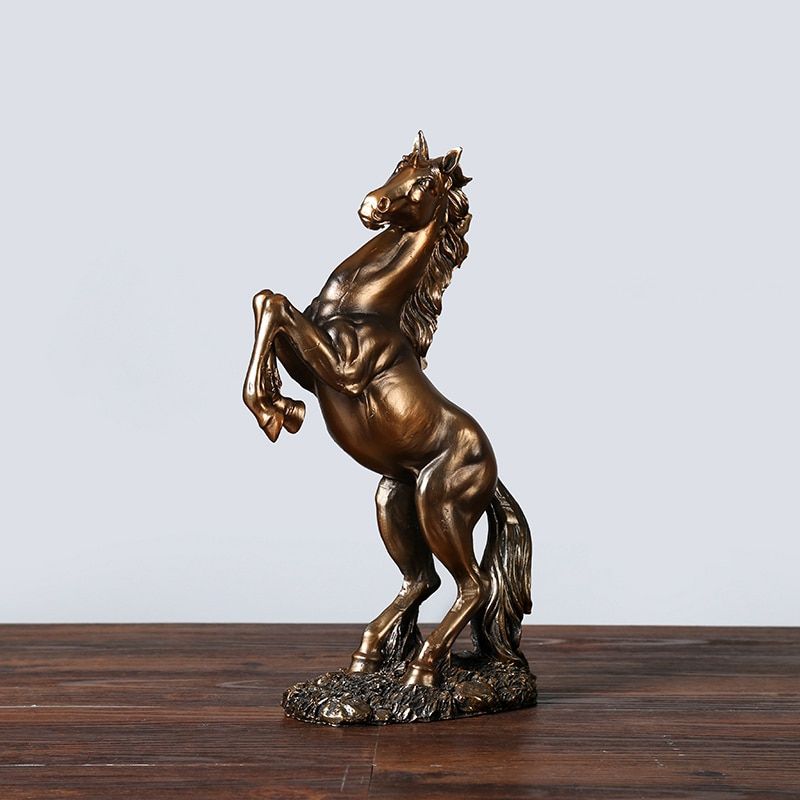 Horse Resin Sculpture Model Home Office Bar War Horse Faith Statue Crafts Ornaments Animal Origami Modern Art Decoration Gift